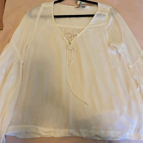 Flowy White Long-Sleeve Top with Front Lace Up - Picture 2 of 3